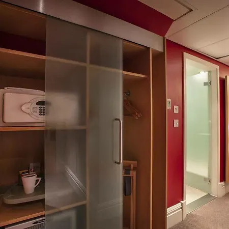 Hotell Oyo The Cumberland Near Community Hospital