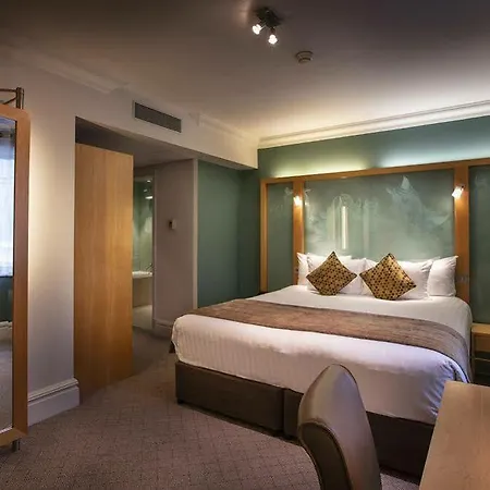 Oyo The Cumberland Near Community Hospital