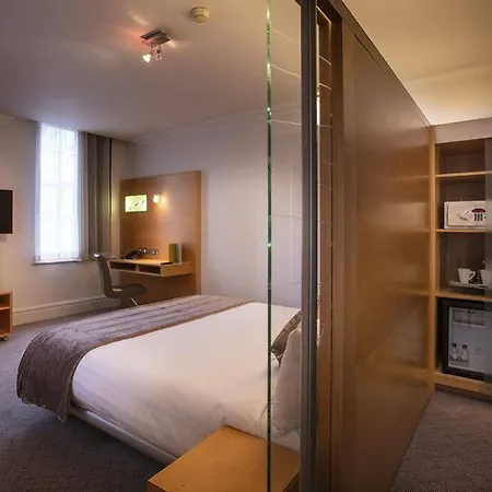 Hotell Oyo The Cumberland Near Community Hospital