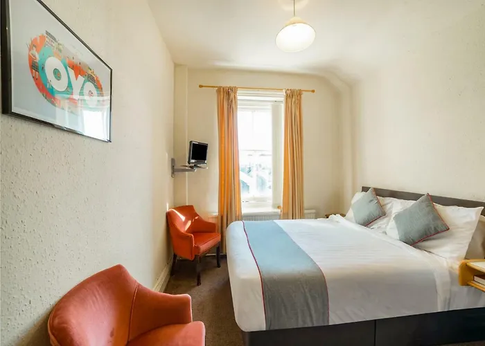 Hotel Oyo The Cumberland Near Community Hospital Workington