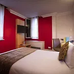 Oyo The Cumberland Near Community Hospital 3*