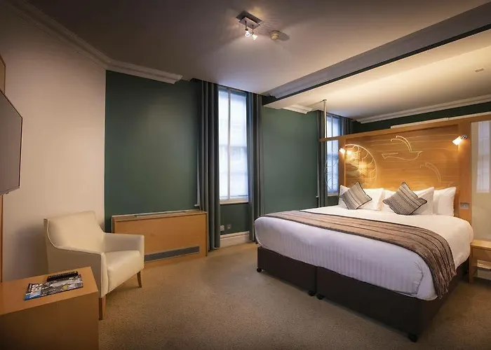 Oyo The Cumberland Near Community Hospital