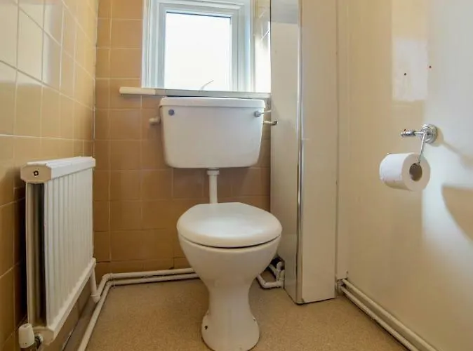 Hotel Oyo The Cumberland Near Community Hospital Workington