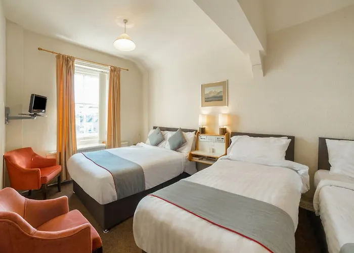 Hotel Oyo The Cumberland Near Community Hospital