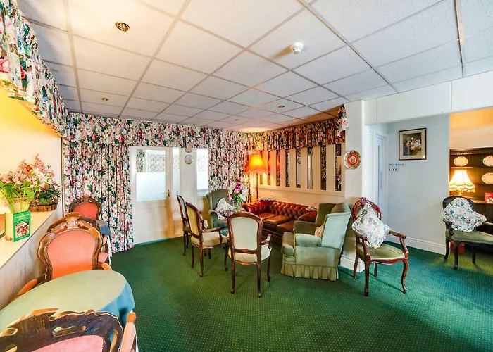 Hotel Oyo The Cumberland Near Community Hospital Workington